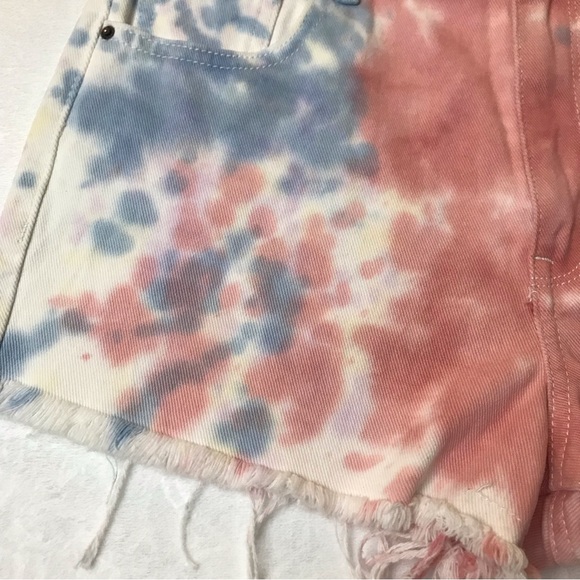 NWT Pacsun Womens Cut Off Denim Shorts Size 27 Tie Dye High Raise Festival - Picture 2 of 16